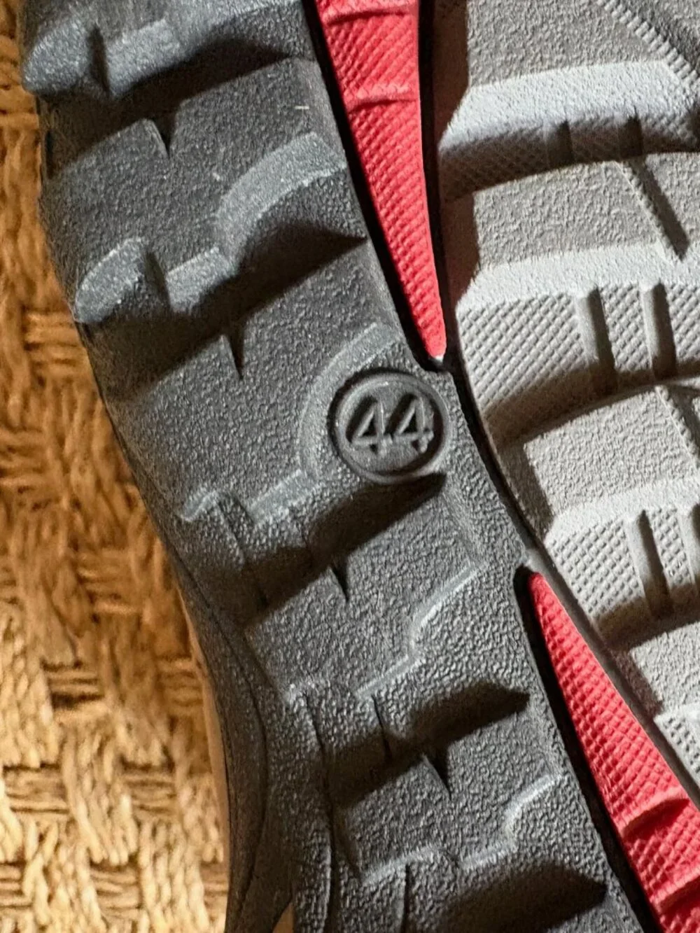 Ecco Xpedition Lite Hiking Shoe in Espresso/black